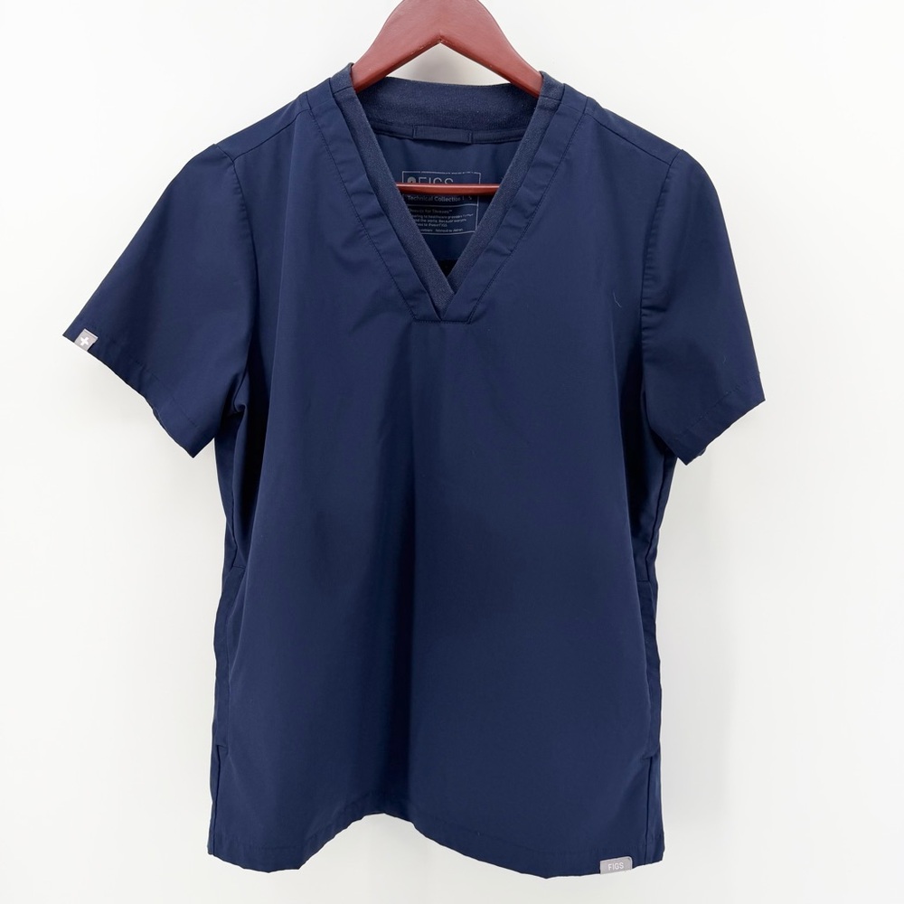 FIGS Leon Men’s S Small Scrub Top Navy‎ Blue Knit Collar V Neck Medical Shirt